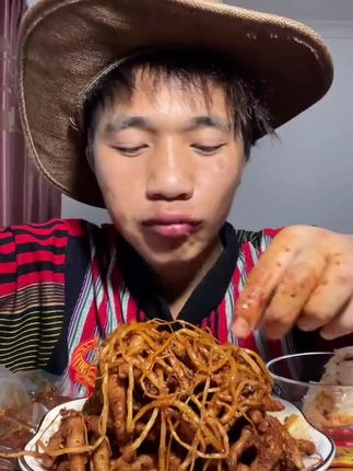 吃佤味鸡爪,享美丽人生#妈呀太香了 #下饭菜