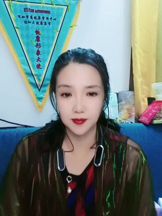 每次出去玩回来,小白鞋是不是又黑又黄的,赶紧用擦鞋湿巾吧,不用水洗,一擦即净,赶紧囤几包吧!