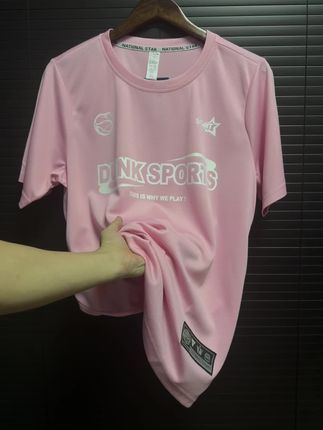 #夏季穿搭 #谁穿谁好看 #运动休闲 #清爽一夏 #短袖推荐