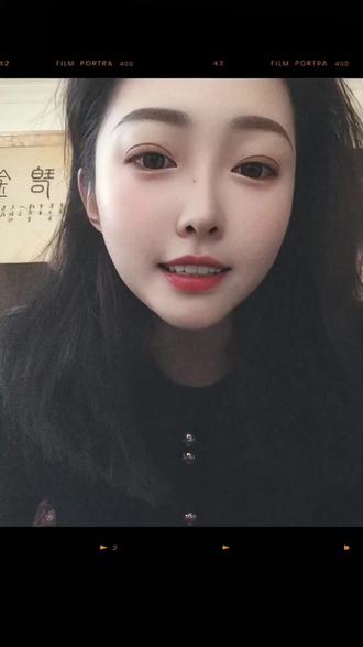 #抖音玩法合伙人计划 #真实生活分享官 #玩法达人中心 #白银 #分享
分享我的攒金攒银小技巧,白银涨的很猛,但风险也很大,投资需谨慎。我希望大家2026年一起赚毛爷爷。