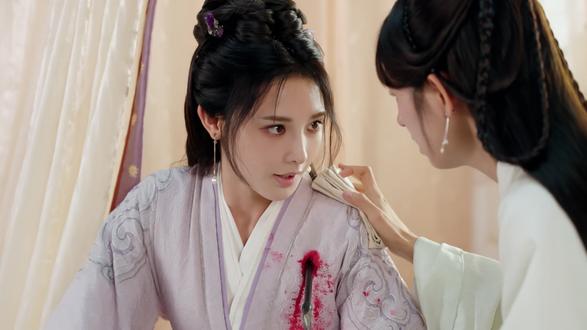 《凤凰台上》萧焕想将皇位传给萧千清,他准备去凤凰台赴死