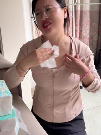 应该是穿多了的原因吧!😂😂😂#纸巾 #划算 #家庭必备