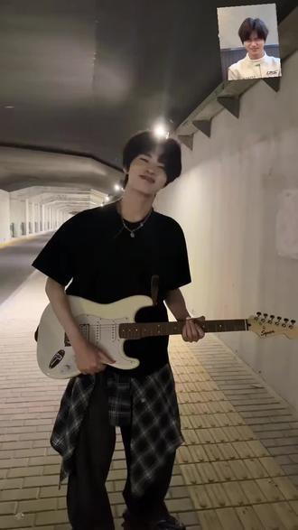预热一下,#周诣涛 将于6月31日上海梅赛德斯举办首场个人演唱会《周诣见》#深圳dyg钎城 #钎城 #演唱会
