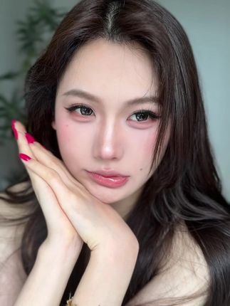 终于找到了适合新手的综合盘,一盘解决全脸装,想不出片都难 #妆教#眼影#眼影盘#自用好物分享#美妆