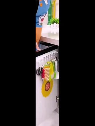 免打孔滑轨挂钩,家用门后收纳神器,可滑动超实用! #家用收纳 #连排挂杆 #免打孔粘钩 #门后粘钩 #家用收纳好物