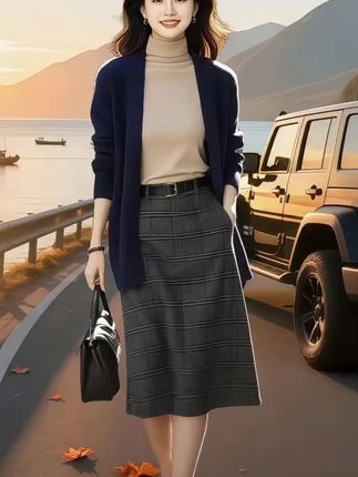 2025春秋宽松V领百搭显瘦外套开衫毛衣,我找到一件穿上就超自信的针织开衫,宽松版型超显瘦还百搭,配裙子、牛仔裤都好看,面料柔软又舒服,简约又时尚! #高级感穿搭 #显瘦穿搭#遮肉显瘦 #气质穿搭 #穿搭 #开衫外套