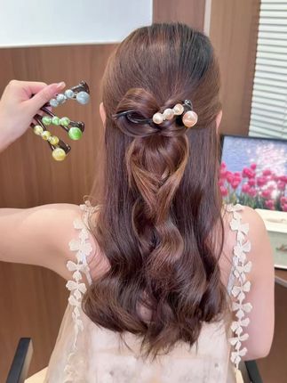 简单又好看的半扎发教程你学会了吗#夏天扎头发又好看又简单 #发型教程 #日常发型 #头饰发饰 #抓夹用法