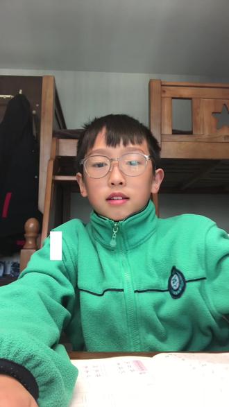 小学生邪修写作业大法(日更)
五年级的小孩哥高效的周一中午#小学生作业
用时33分钟,
完成了语文抄写两面和数字小练习两张。
还记得提醒自己做数学作业要换笔,
注意力也大大的提升了,
今天又是值得表扬的一天…
#小学生 #小学生作业 #小学生日常 #好习惯