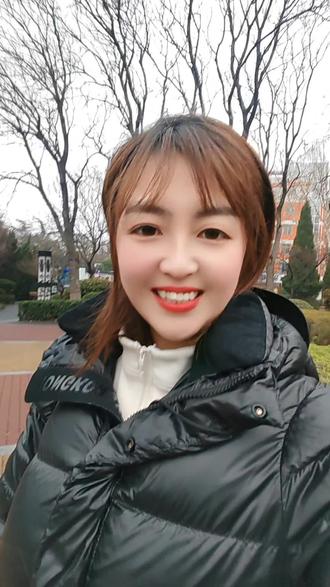 春雨贵如油,点滴无白流。
春雨是生机,是希望,是大自然送给春天最珍贵的礼物🎁
杜甫曰:好雨知时节,当春乃发生。随风潜入夜,润物细无声。
韩愈曰:天街小雨润如酥,草色遥看近却无。#春天 #春雨 #记录生活 #古诗词 #古诗词的魅力