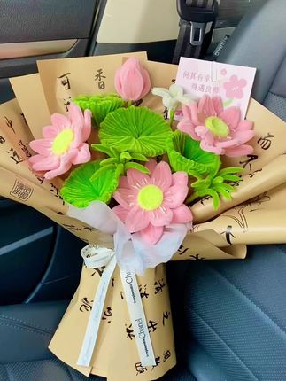 #教师节礼物 #荷花花束#成品推荐#开学典礼#送老师