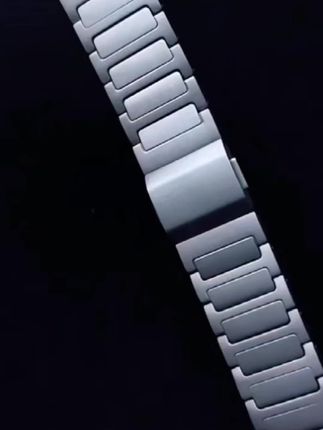 适用华为Watch5/GT4三株不锈钢手表带2/3pro商务金属折叠扣时尚#表带