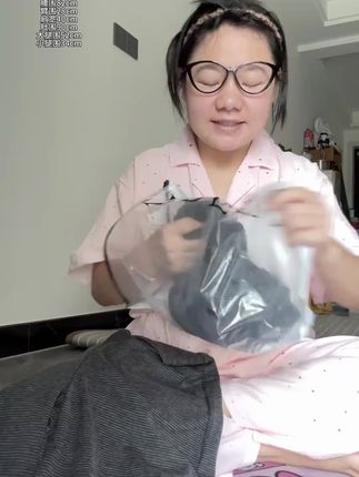 #卫衣 #内搭 #秋冬套装 #百搭套装 #老钱风穿搭