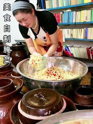 日子在忙忙碌碌中充实 生活在粗茶淡饭中生香 用心对待,每一个日子 当下即是最好#湖北罗田特产#美食分享 #开心工作快乐生活 #腌豆角#把家乡味分享给大家