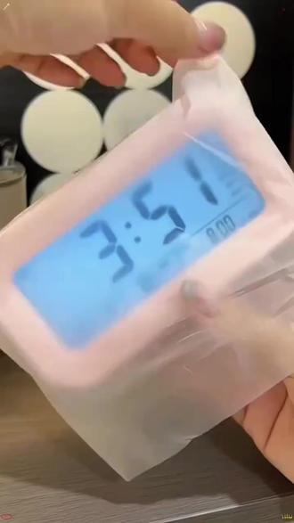 2025新款学生闹钟,多功能还夜光!
#夜光电子时钟 #大音量电子钟 #智能充电闹钟 #静音大音量钟 #儿童夜光闹钟