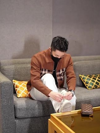 #欧货男装 #品质男装 #秋冬新款 #针织外套