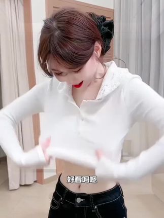 2025秋装打底衫内搭韩版简约洋气刺绣蕾丝百搭连帽衫单穿上衣高端#穿搭分享 #今日穿搭 #甜美穿搭