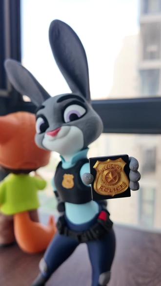 沉浸式拼装兔子警官朱迪
#3d打印 #疯狂动物城 #兔子警官朱迪 #朱迪 #尼克狐尼克