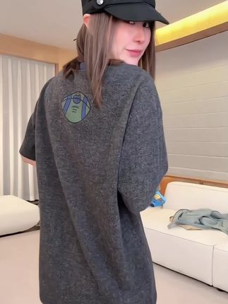#早秋穿搭 #谁穿谁好看#洋气减龄 #短袖t恤 #林肉肉