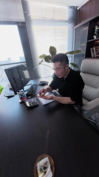 有人能猜到,这个客户是做什么的吗?
#典当行的那些事 #银川
#工作环境实拍