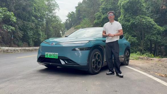 开“大车”跑山,没那么难 开“大车”跑山,没那么难