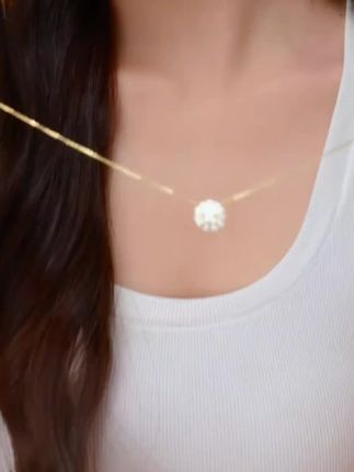 这么百搭好看的太阳花项链哪有女孩子会不喜欢呢 #锁骨链 #项链 #首饰分享 #七夕礼物