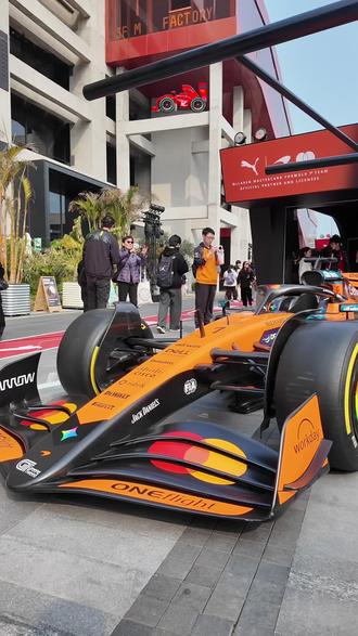 赛车迷天堂!0元看F1真车,还能开模拟器🏁 没抢到上海F1赛车票的,快来西岸过把瘾🏎️
赛车选法拉利还是阿斯顿马丁,我全都要!
0元看车展、听乐队、玩游戏
周冠宇粉丝区有照片墙和专属打卡位,记得去合影!
#F1 #f1赛车 #车展现场打卡 #厉害了我的车 #车展打卡记录