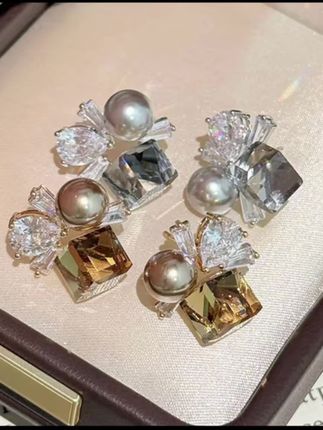 真的巨闪巨好看!#谁用谁好看 #高级感饰品 #太好看了吧 #洋气百搭 #高级感饰品