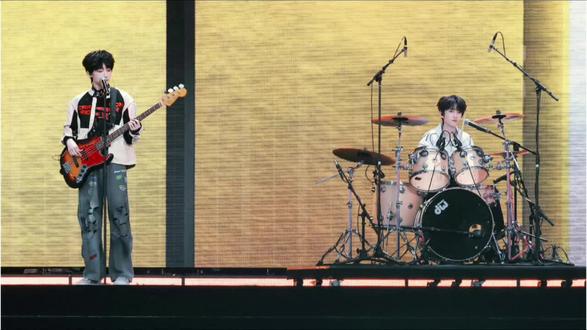 架子鼓是贝斯手的心跳……#奇文