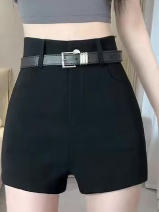 #显高显瘦显腿长 #秀出好身材 #辣妹穿搭 #品质短裤 #精致女人必备