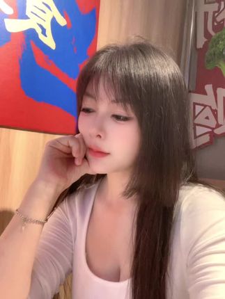 找个穷鬼还是不如嫁个金钱 赚点的钱都不够养穷鬼呵呵