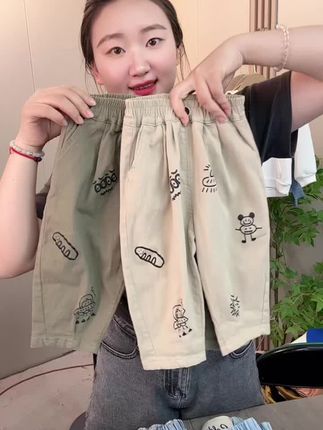 天呐~这个又轻又软的小裤子~棉的棉的~很软很舒服,宝宝穿着超舒服的,太爱了吧!#水洗棉裤子 #宝宝超软小裤子 #儿童裤子 #萌娃穿搭