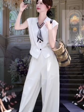 #连衣裙 #高档大气上档次 #高级感穿搭 #品质女装 #谁穿谁好看