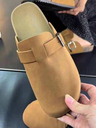 #秋鞋上新 #博肯半包头拖鞋#休闲时尚穿搭 #软底软面穿上超舒服 #软底软面穿上超舒服 女鞋