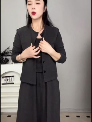 2025早秋新款套装裙女高级感韩系气质时尚开衫吊带半裙三件套#好物推荐🔥