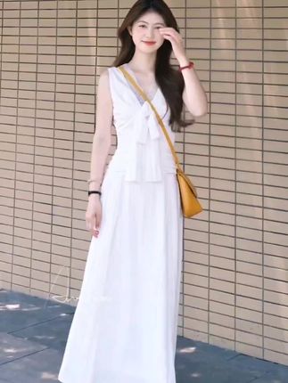 法式V领蕾丝拼接无袖连衣裙女2025夏季白色收腰显瘦气质长裙子潮#夏季穿搭#高级感穿搭#夏天这样穿明媚又气质