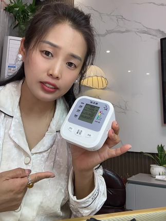 测的又快又精准,使用还方便,关键是价格还便宜#血压计 #测血压 #臂式血压计