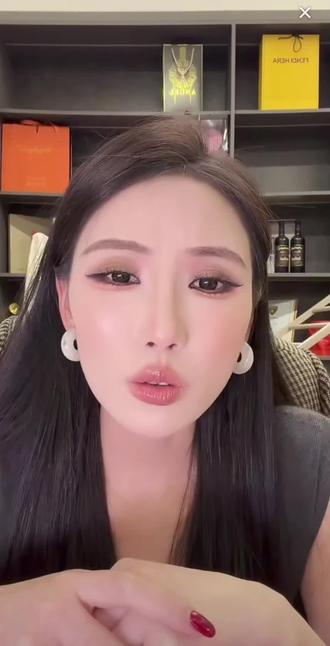 来听听李香玉说达摩的E300到底谁🀄了