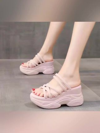 小个子夏季松糕拖鞋女2025新款外穿舒适时尚厚底内增高两穿凉拖女#夏季凉鞋 @抖音小助手 @电商小助手