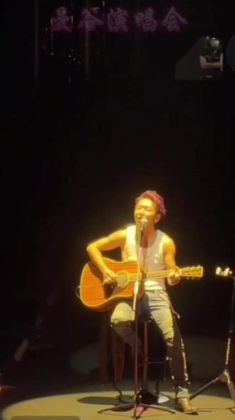 陈羽凡曼谷演唱会,王者归来,爱你的人一直都在!#现场live #音乐现场