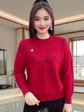 时尚穿搭#说好的随便穿穿去看秀 #女装穿搭 #上衣穿搭 #时髦穿搭 #气质优雅穿搭 @DOU+小助手