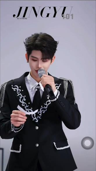 少爷的霸道八连 这够霸道不😆😆😆#向全世界安利 #屏幕录制操作 #峻伊#1928#打call @峻伊🤍⁹²⁸-101 @嘉年华🤍⁹²⁸ (鲸·峻伊播报站) @少爷来啦