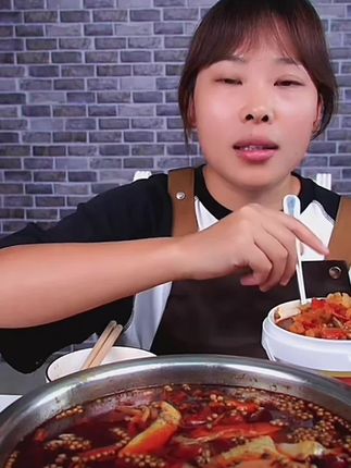 颜美食秋妹儿老坛江湖泡椒酱正宗四川江湖菜川菜调料泡菜免切洗#下饭菜 #美食分享一下 #美食解压 #美食推荐 #哎呀妈呀太好吃了