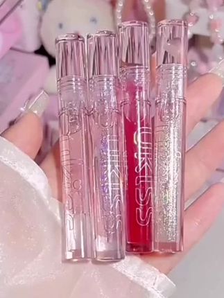 #好物推荐🔥  #ukiss唇油 #唇油 #秋冬护唇 #平价好物