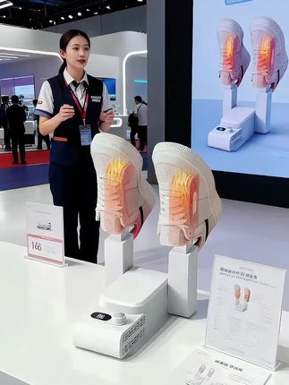 #新款烘鞋器 #烘鞋器除臭杀菌 #烘鞋器快速烘干 #智能家电#居家好物 @抖加🔥上热门🔥dou+🔥热点宝