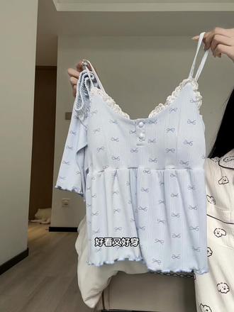 少女感满满~#吊带睡衣 #家居服套装 #带胸垫睡衣 #可爱睡衣推荐 #睡衣控