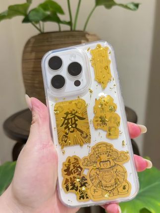 把“发财buff”焊在手机上!金箔财神壳拿捏暴富仪式感#发财手机壳氛围感拉满#把财运捧在手心的手机壳#手机壳的神仙颜值#氛围感好物 #玄学搞钱小物件