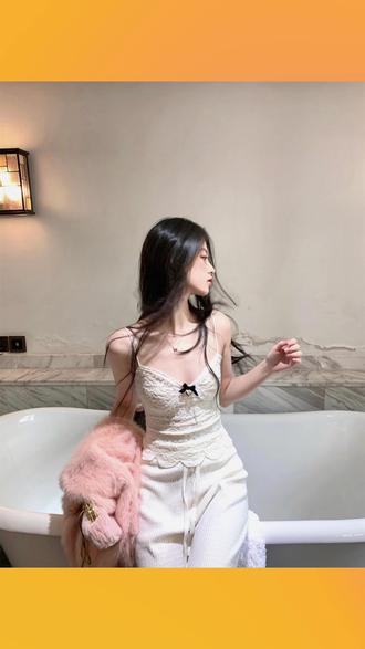 【纯欲秘籍】小香风纯欲蕾丝蝴蝶结爱心桃吊带女秋冬内搭短款上衣 #纯欲蕾丝吊带 #小香风内搭上衣 #蝴蝶结爱心桃吊带 #秋冬短款吊带 #甜妹内搭神器