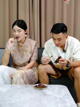@#解馋 #好吃到停不下来 #湖南香辣老卤鸭翅#无辣不欢 #美食分享