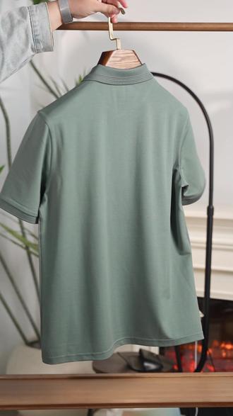 沙驰这件。像老朋友。不用寒暄,就很舒服。
#沙驰 #Polo衫 #男士穿搭