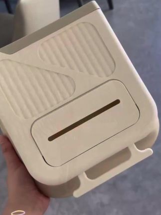 这款折叠垃圾桶正的太方便了,不用的时候折叠起来也不占地方。#垃圾桶 #折叠垃圾桶 #好物分享 #和王嘉尔BUCK拍大片